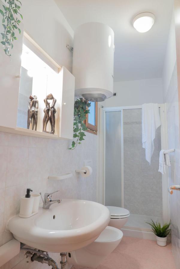 Residence Yellow Rimini Exterior foto